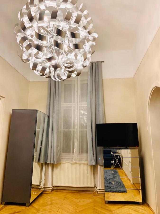 Апартаменты Free Garage Parking, Ac And Bikes In The Downtown Будапешт Экстерьер фото